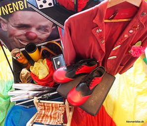 Klovn til familiedag.