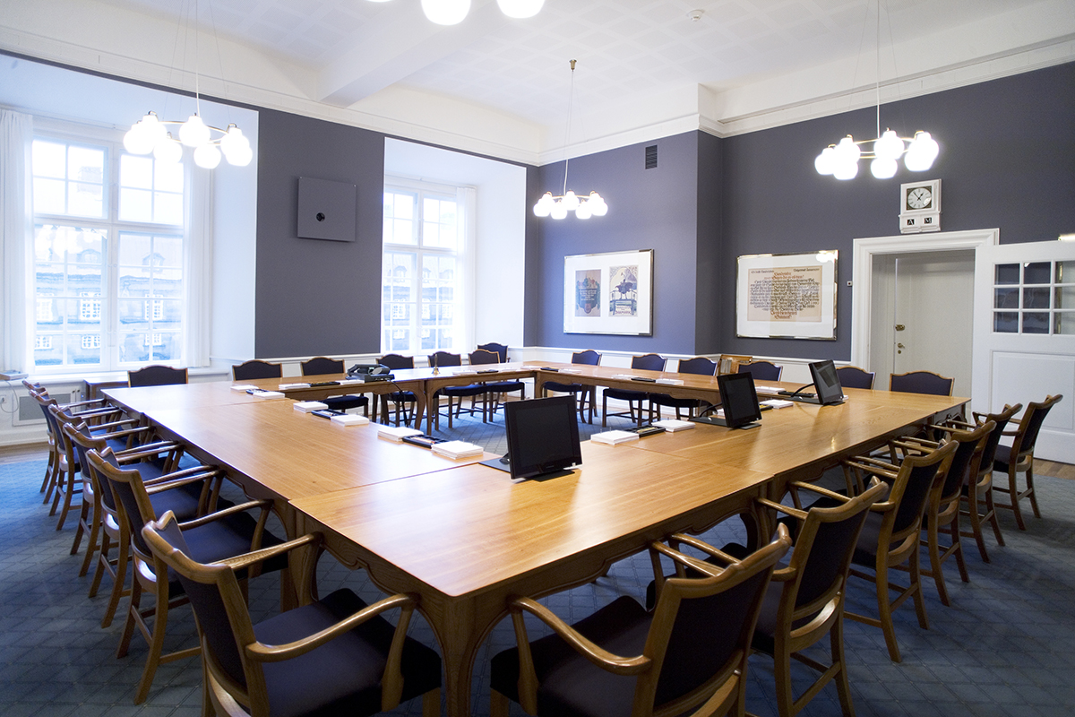 Hvordan arbejder CP Danmark politisk?